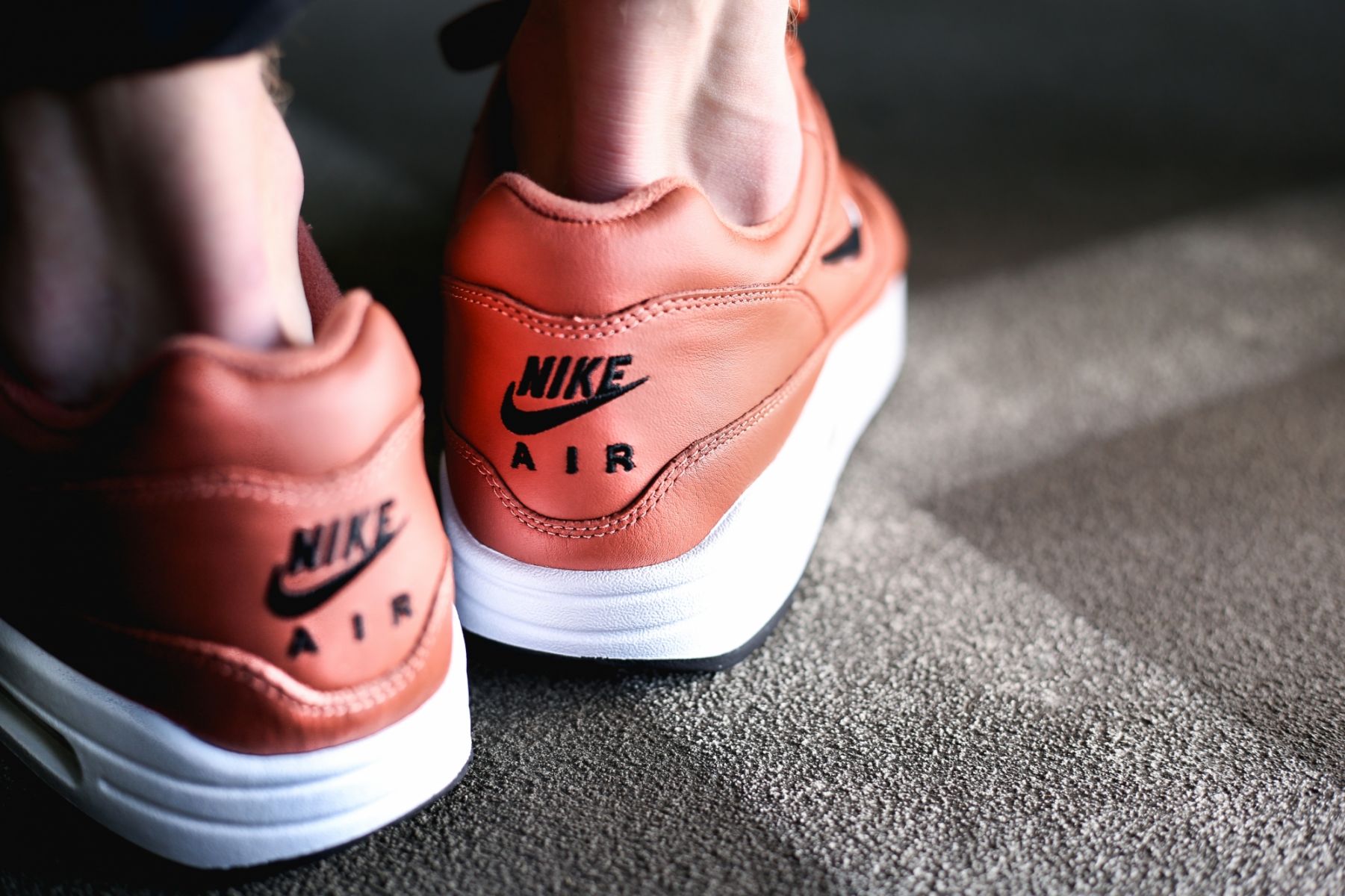 Nike air max 1 best sale premium sc jewel dusty peach